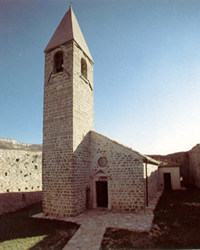 hrastovljechurch.jpg (15625 bytes)
