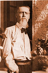 hrastovljechurch.jpg (15625 bytes)