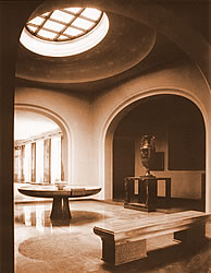 hrastovljechurch.jpg (15625 bytes)